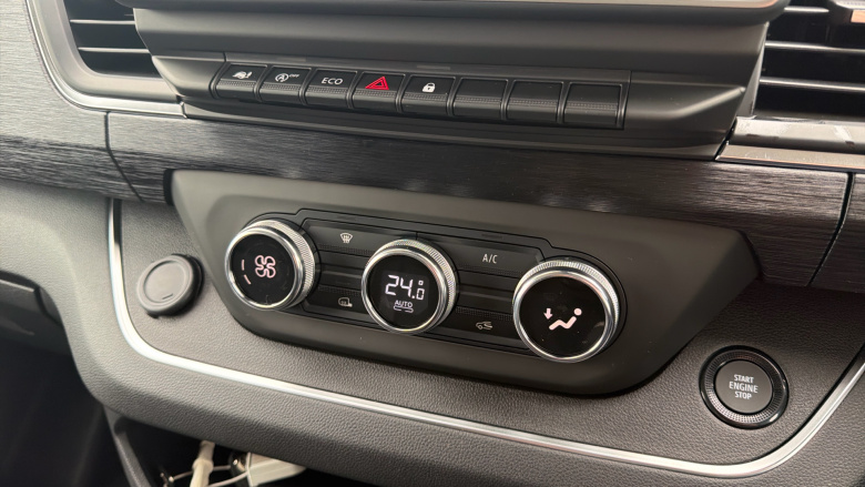 Renault Trafic Lwb Diesel LL30 Blue dCi 150 Extra Sport [Safety] Crew Van